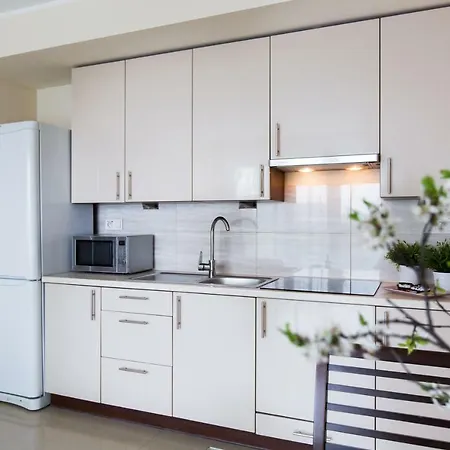 Pcd Ochota Apart Otel Varşova